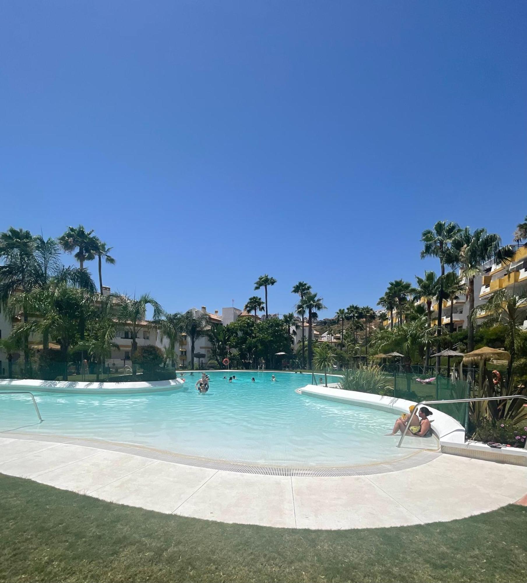 Costa Del Sol Calanova Apartment Mijas Exterior photo